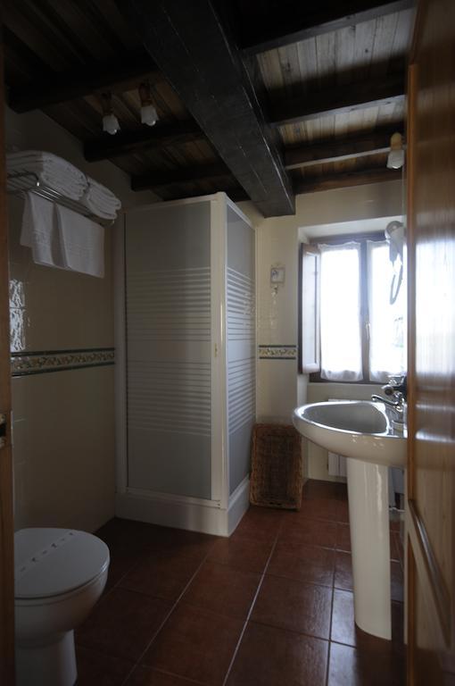 Apartamentos Rurales Romallande Puerto de Vega Luaran gambar
